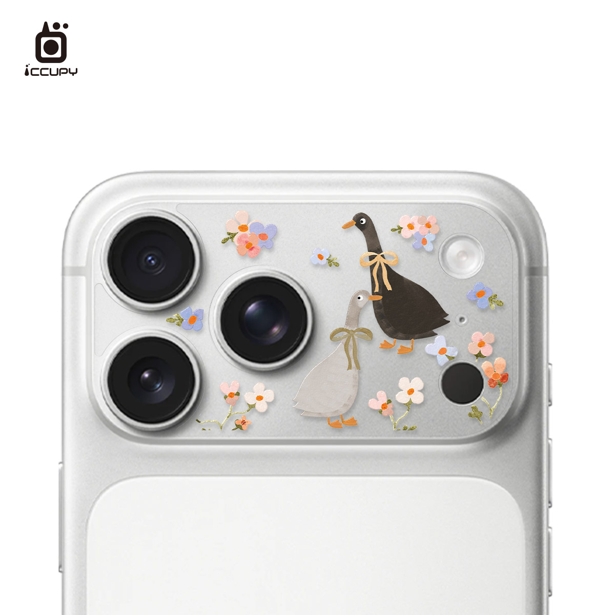【森森物語｜小鵝花園】9H霧面彩繪鏡頭底座貼 For iPhone 17 Pro Max